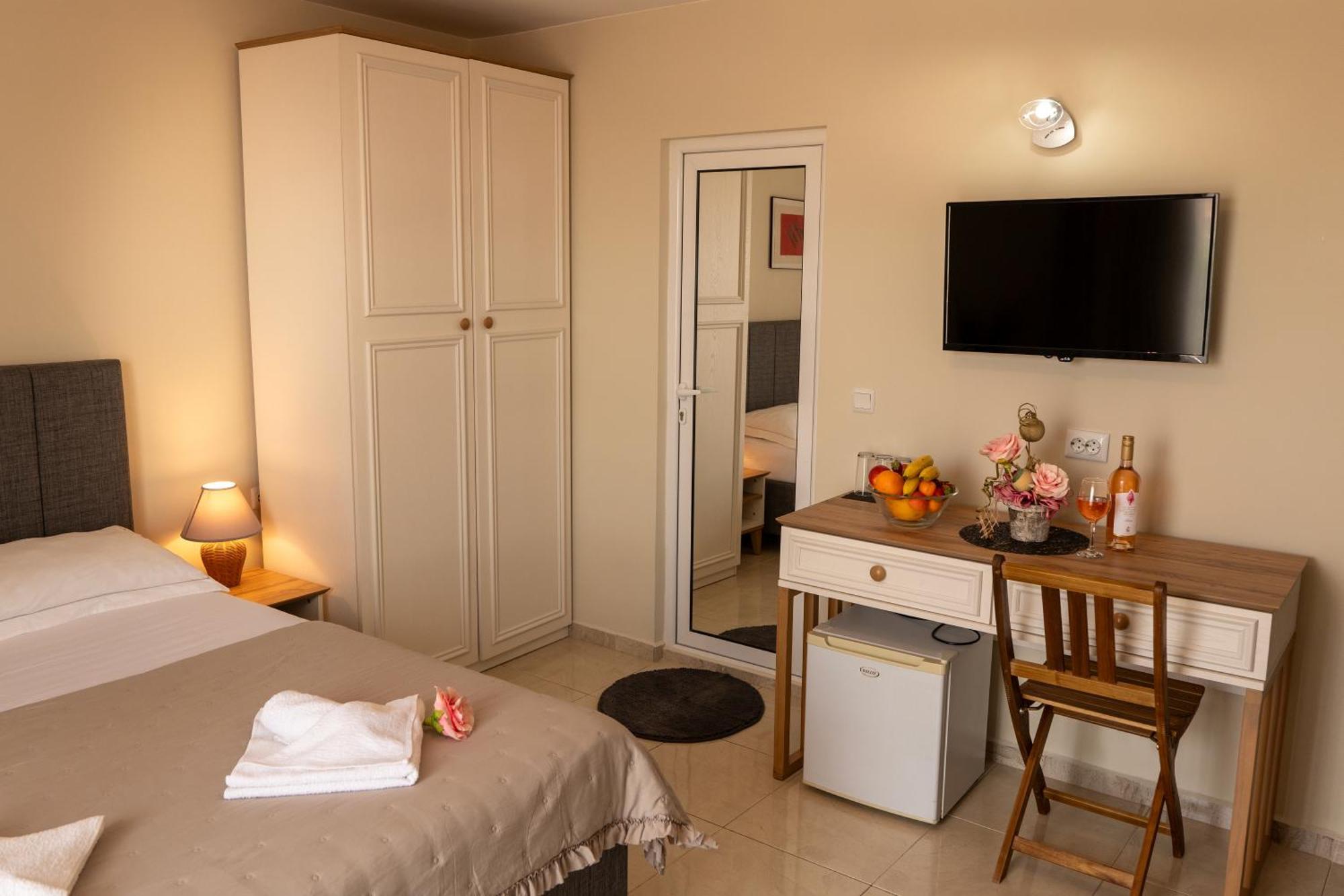 Rodos House Hotel เปาโมเรีย ภายนอก รูปภาพ
