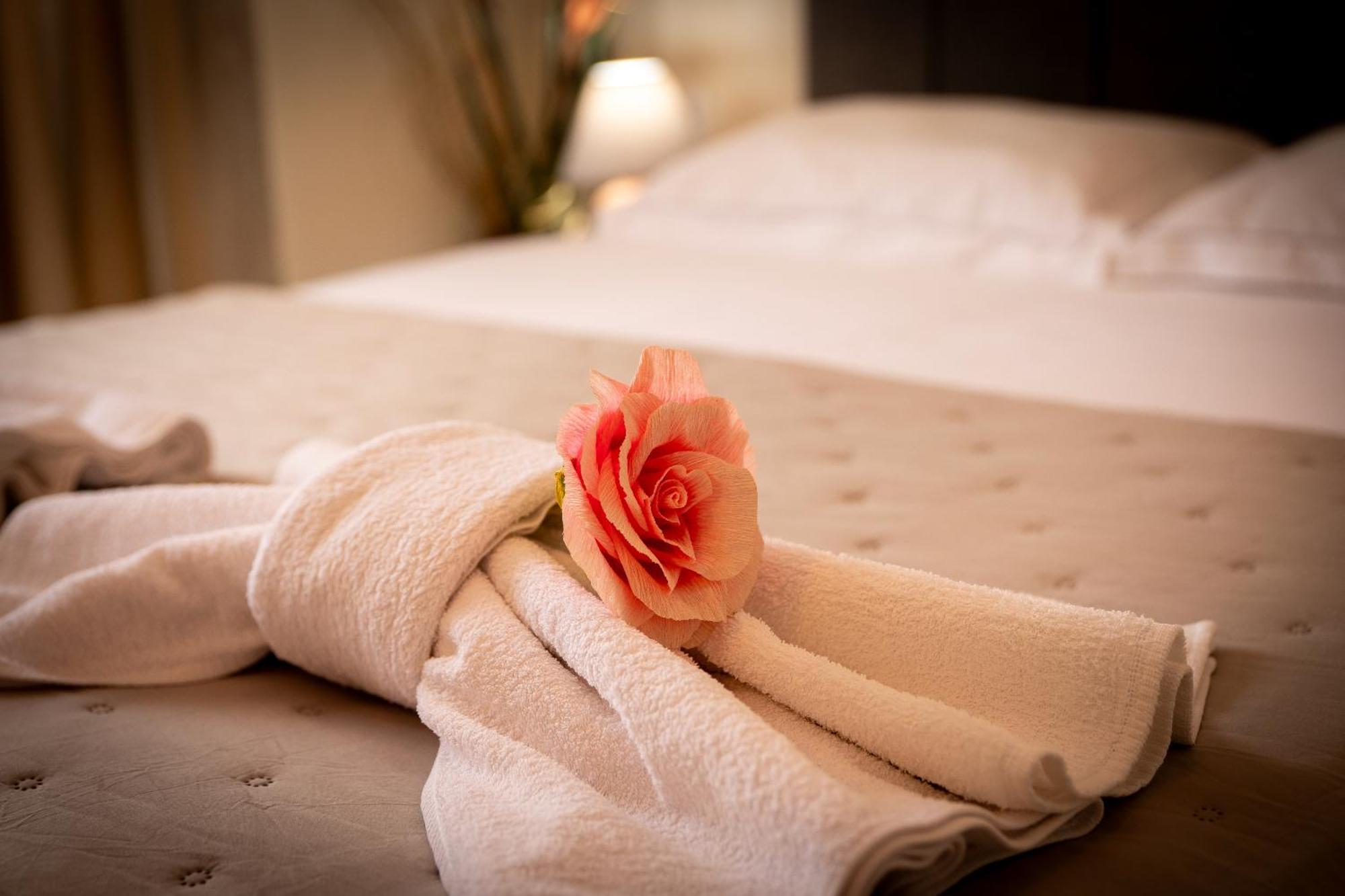 Rodos House Hotel เปาโมเรีย ภายนอก รูปภาพ