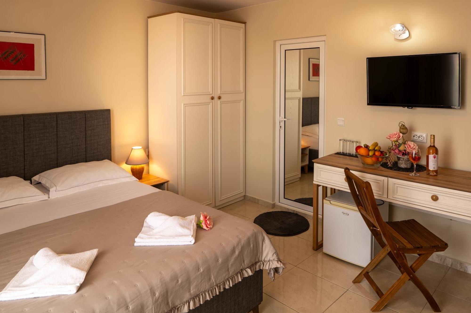 Rodos House Hotel เปาโมเรีย ภายนอก รูปภาพ