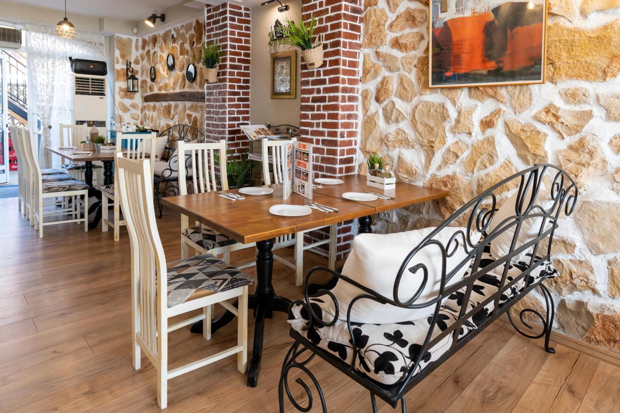 Rodos House Hotel เปาโมเรีย ภายนอก รูปภาพ